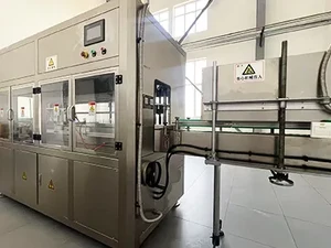 Air bottle rinsing
